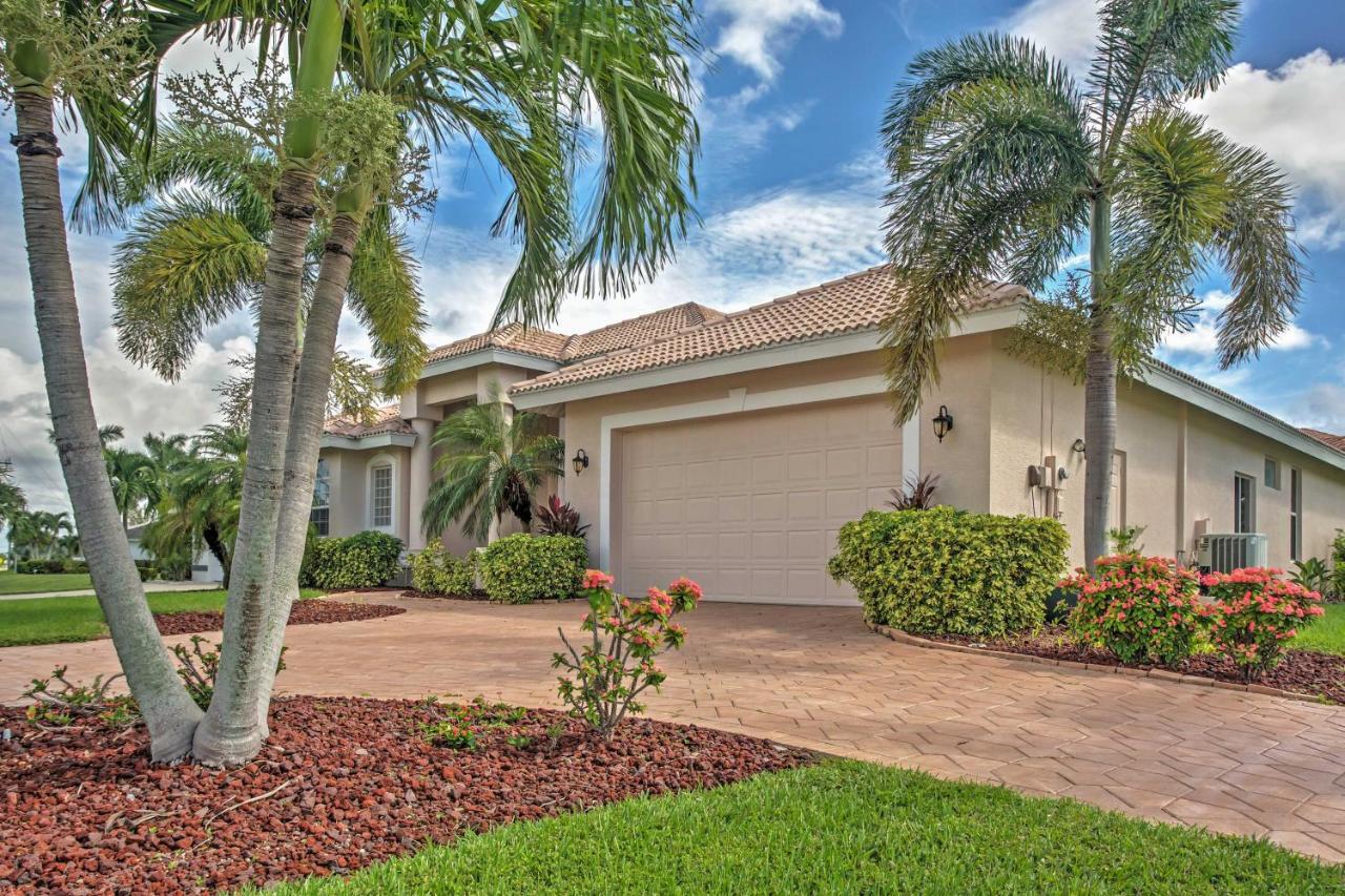 Calm Cape Coral Family Home With Private Heated Pool! Exterior photo